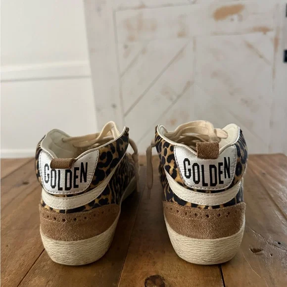 Golden Goose Leopard with black star sneakers - Picture 2 of 4